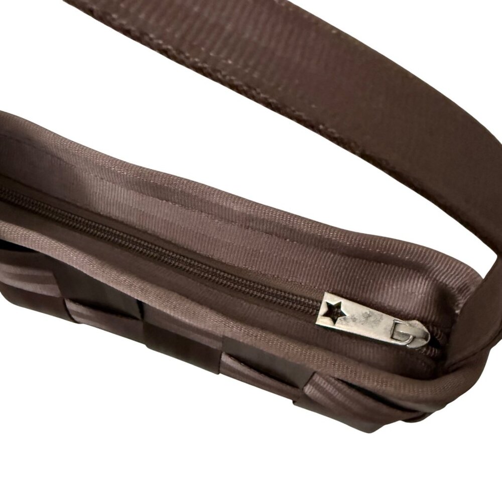 Harveys Chocolate Brown The Original Seatbelt Shoulder Bag - Picture 7 of 7